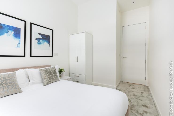 Lovelydays luxury service apartment rental - London - Fitzrovia - Berners Street - Lovelysuite - 2 bedrooms - 2 bathrooms - Double bed - faa2054361c4 - Lovelydays