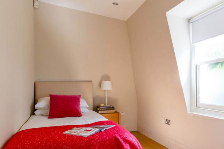 Lovelydays luxury service apartment rental - London - Notting Hill - Campden Street - Lovelysuite - 3 bedrooms - 2 bathrooms - Single bed - 9690093dc612 - Lovelydays