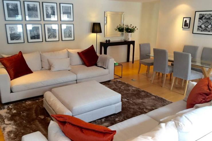 Lovelydays luxury service apartment rental - London - Notting Hill - Campden Street - Lovelysuite - 3 bedrooms - 2 bathrooms - Comfortable sofa - f70f11f258dd - Lovelydays