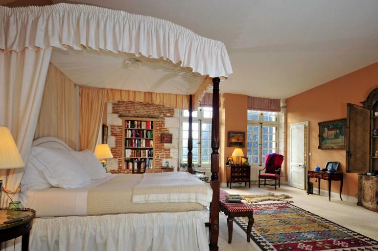 Lovelydays luxury service apartment rental - Saint-Maclou - Chateau Edouard - Lovelysuite - 5 bedrooms - 5 bathrooms - King bed - c584d7601824 - Lovelydays