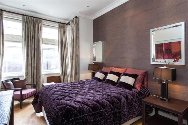 Lovelydays Luxury Rentals introduce Green road flat in the center of London.