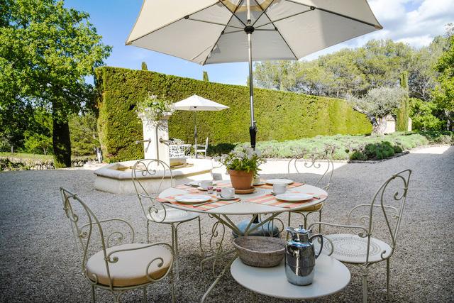 Lovelydays luxury service apartment rental - Aix en Provence and surroundings - La Chamade - Owner - 9 bedrooms - 7 bathrooms - Lovely garden - d7175b4cb65a - Lovelydays