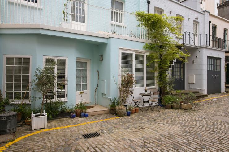 <p>Lovelydays Luxury Rentals introduce you pictures of a charming house in the heart of Kensington</p>