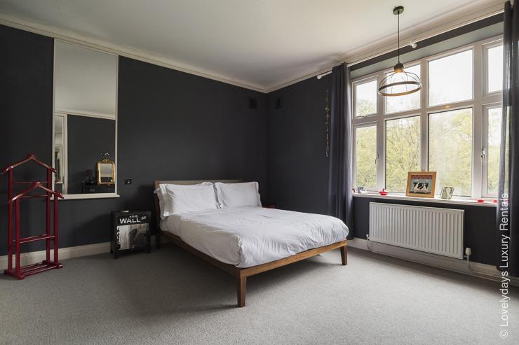 Lovelydays Luxury Rentals introduce this beautiful apartment in Notting hill, London